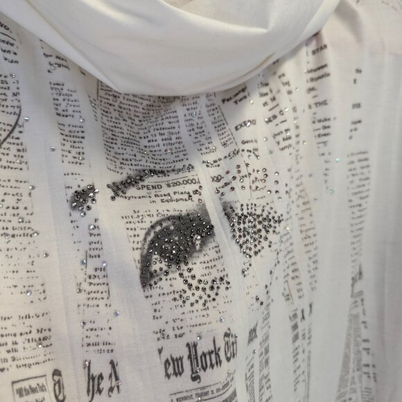 Cover Charge One Size Newsprint Cover-Up Poncho Style White/Black - Picture 3 of 15